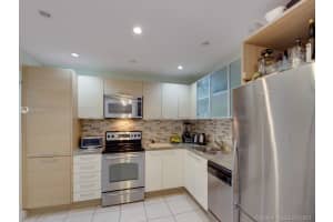 575 Crandon Blvd, Key Biscayne, FL 33149, Sold 05/19/21