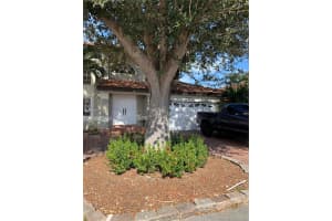 20048 NW 86th Ct, Hialeah, FL 33015, Sold 03/01/21