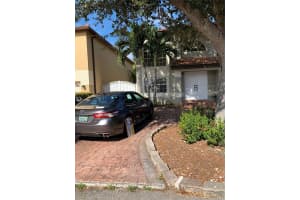 20048 NW 86th Ct, Hialeah, FL 33015, Sold 03/01/21