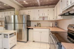 20400 W Country Club Dr, Aventura, FL 33180, Sold 04/23/21