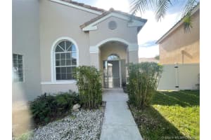 1051 NW 190th Ave, Pembroke Pines, FL 33029, Sold 03/23/21