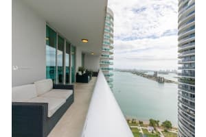 1800 N Bayshore Dr, Miami, FL 33132, Sold 06/01/21