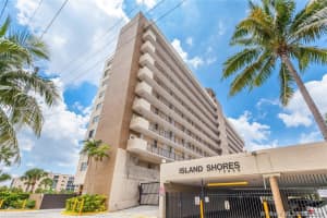 2903 NE 163rd St, Miami, FL 33160, Sold 02/27/21