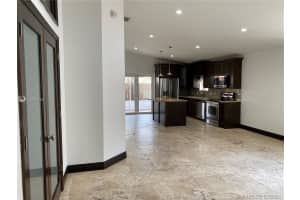 7632 NW 168th St, Hialeah, FL 33015, Sold 02/11/21