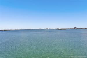 555 NE 30th St, Miami, FL 33137, Sold 05/05/21