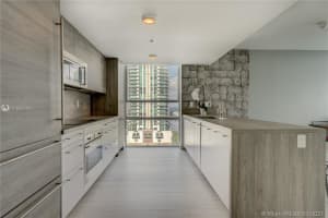 400 Sunny Isles Blvd, Sunny Isles Beach, FL 33160, Sold 03/05/21