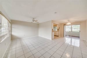 6877 NW 28th St, Sunrise, FL 33313, Sold 03/09/21