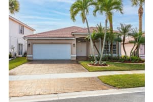 195 Alhambra Way, Weston, FL 33326, Sold 03/12/21