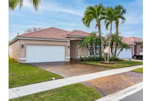 195 Alhambra Way, Weston, FL 33326, Sold 03/12/21