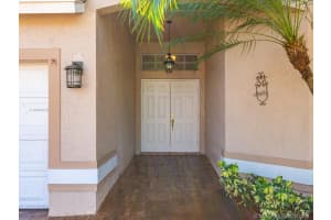 195 Alhambra Way, Weston, FL 33326, Sold 03/12/21