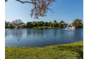 195 Alhambra Way, Weston, FL 33326, Sold 03/12/21