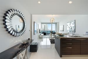 200 Biscayne Blvd Way, Miami, FL 33131, Sold 01/31/22