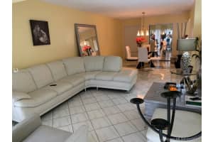9170 Fontainebleau Blvd, Miami, FL 33172, Sold 04/16/21