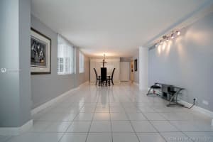 5005 Collins Ave # C5, Miami, FL 33140, Sold 05/12/21