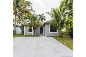 773 SW 10th St, Homestead, FL 33034, Sold 04/07/21