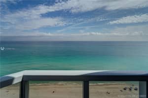6423 Collins Ave, Miami Beach, FL 33141, Sold 06/15/21