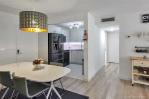 9310 Fontainebleau Blvd, Miami, FL 33172, Sold 05/19/21