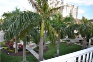18449 NE 27th Pl, Aventura, FL 33160, Sold 04/09/21