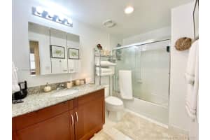 7266 SW 88th St APT A606, Miami, FL 33156, Sold 03/18/21