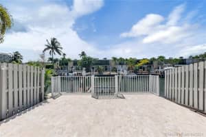 945 NE 26th Ave, Hallandale Beach, FL 33009, Sold 07/01/21