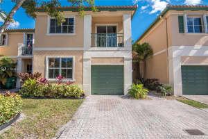 14301 NW 83rd Ave, Miami Lakes, FL 33016, Sold 03/02/21
