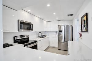 3701 N Country Club Dr, Aventura, FL 33180, Sold 07/01/21