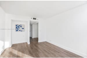 7601 E Treasure Dr, North Bay Village, FL 33141, Sold 03/18/22