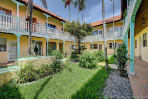 736 13th St, Miami Beach, FL 33139, Sold 06/14/21