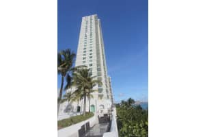 800 Claughton Island Dr, Miami, FL 33131, Sold 07/09/21