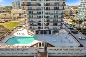 6767 Collins Ave, Miami, FL 33141, Sold 03/31/21