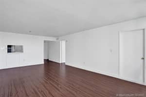 1501 NE Miami Gardens Dr, Miami, FL 33179, Sold 03/19/21
