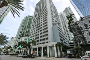 170 SE 14th St, Miami, FL 33131, Sold 05/28/21