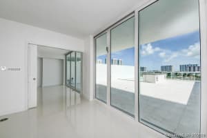 400 Sunny Isles Blvd, Sunny Isles Beach, FL 33160, Sold 04/05/21