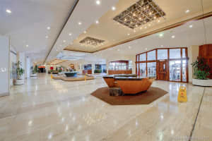 999 Brickell Bay Dr, Miami, FL 33131, Sold 03/16/21
