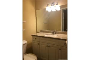 6516 Kendale Lakes Dr, Miami, FL 33183, Sold 07/12/21