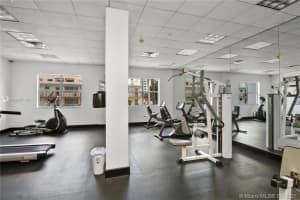 401 69th St, Miami, FL 33141, Sold 03/19/21