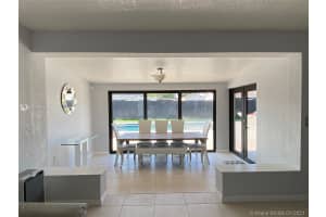 8340 NW 178th St, Hialeah, FL 33015, Sold 03/25/21