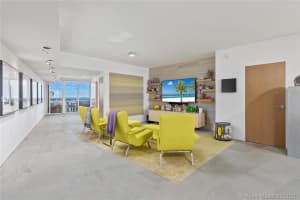 400 Alton Rd, Miami Beach, FL 33139, Sold 03/31/21