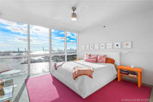 400 Alton Rd, Miami Beach, FL 33139, Sold 03/31/21