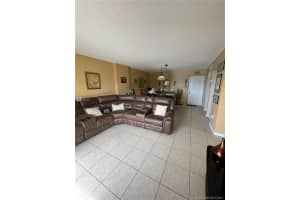 8240 SW 210th St, Cutler Bay, FL 33189, Sold 03/01/21