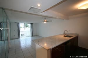 401 Ocean Dr, Miami Beach, FL 33139, Sold 06/10/21