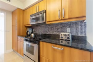 16500 Collins Ave, Sunny Isles Beach, FL 33160, Sold 07/15/21