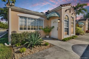 6910 NW 166th Terrace, Hialeah, FL 33014, Sold 03/22/21