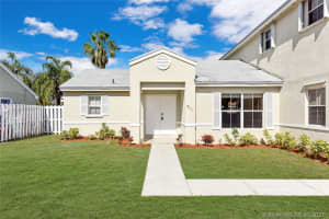 7111 SW 39th Ct, Davie, FL 33314, Sold 03/10/21