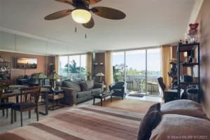 800 West Ave, Miami Beach, FL 33139, Sold 06/24/21