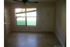 15328 SW 72nd St, Miami, FL 33193, Sold 04/07/21