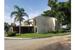 6500 Kendale Lakes Dr, Miami, FL 33183, Sold 12/10/21