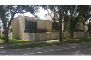 6500 Kendale Lakes Dr, Miami, FL 33183, Sold 12/10/21