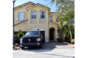 886 SW 151 Pl, Miami, FL 33194, Sold 06/01/21