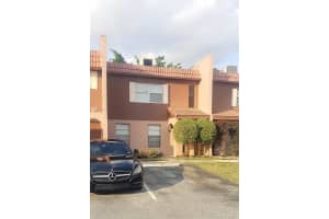 12 Laredo Pl, Davie, FL 33324, Sold 03/19/21